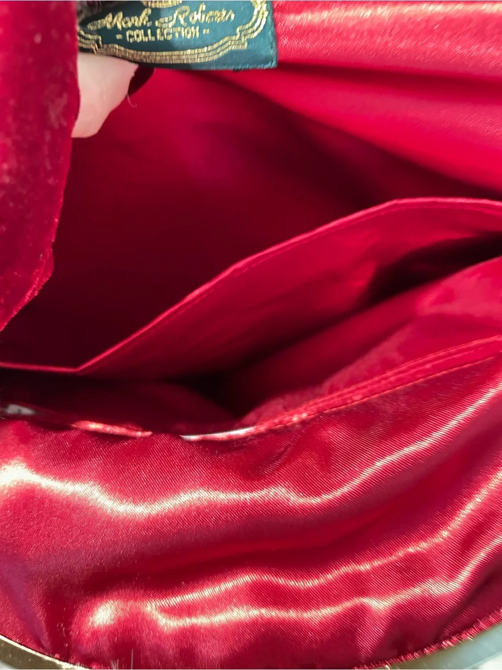 N/A festive red
